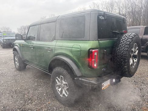 Used 2024 Ford Bronco Badlands image 7