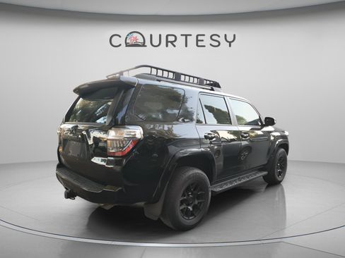 Used 2023 Toyota 4Runner SR5 Premium AWD/4WD image 13