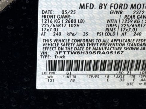 New 2025 Ford Maverick XLT image 30