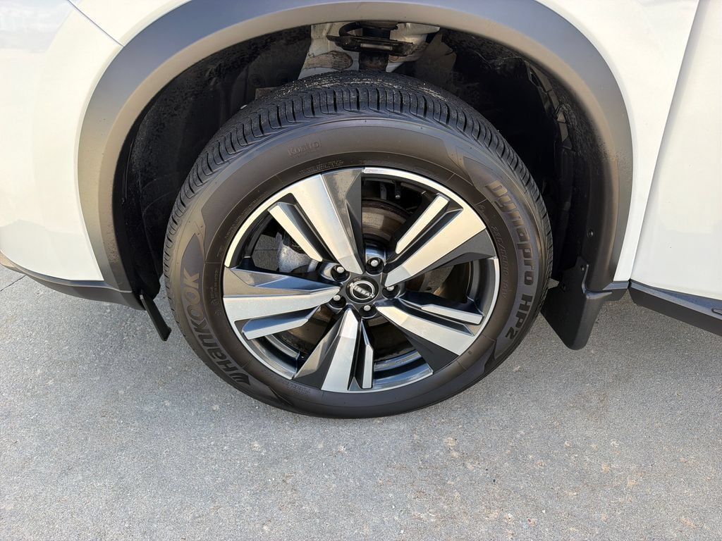 Used 2024 Nissan Rogue SL w/ SL Premium Package AWD/4WD image 27