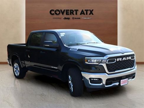 New 2026 RAM 1500 4x4 Crew Cab image 7