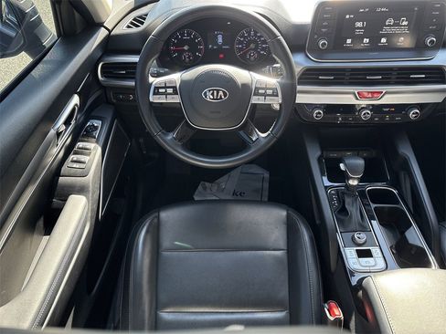 Used 2021 Kia Telluride LX image 14