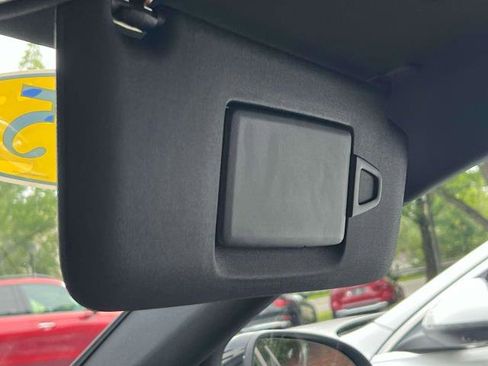 Used 2025 Mercedes-Benz C 300 4MATIC Sedan image 17