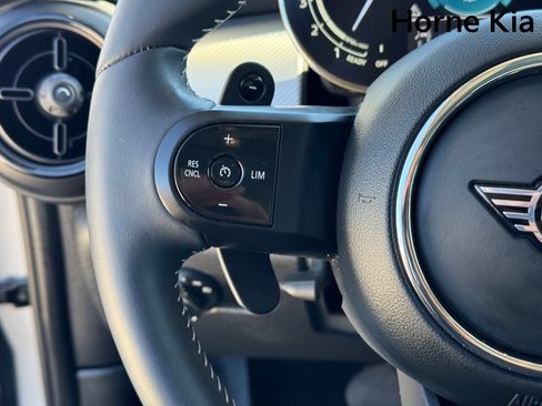 Used 2024 MINI Cooper S image 17