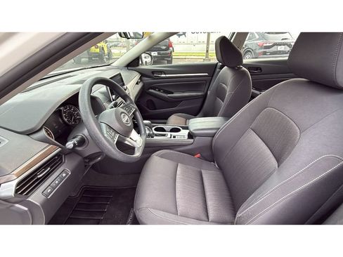 Used 2023 Nissan Altima 2.5 SV AWD/4WD image 28
