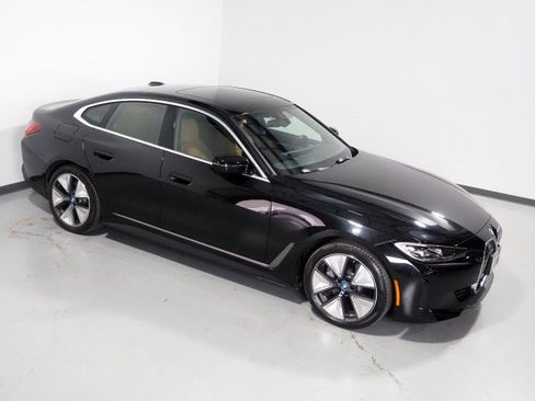 Used 2024 BMW i4 eDrive35 w/ Premium Package RWD image 11