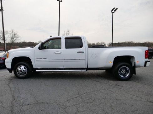 Used 2011 GMC Sierra 3500 Denali image 28