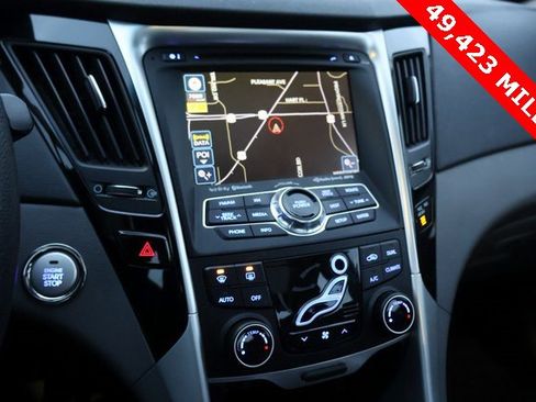 Used 2012 Hyundai Sonata Limited w/ Navigation Pkg image 9