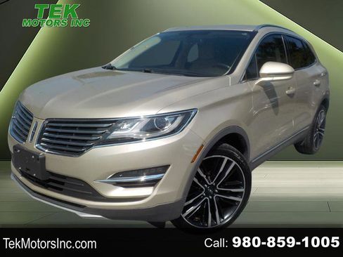 Used 2017 Lincoln MKC Reserve image 1