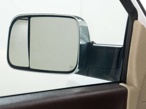 Used 2018 RAM 2500 Laramie image 13