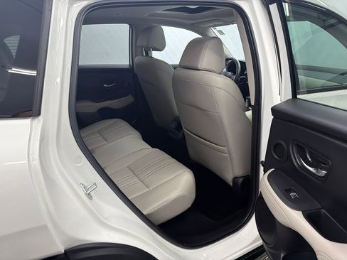 Used 2023 Honda HR-V EX-L image 16