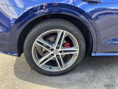 Used 2019 Audi SQ5 Premium Plus w/ Premium Plus Package image 26