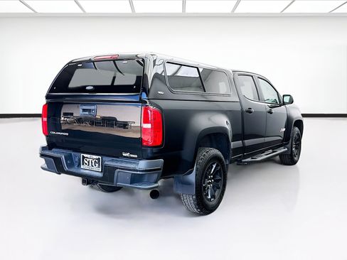 Used 2021 Chevrolet Colorado Z71 w/ Z71 Midnight Edition AWD/4WD image 4