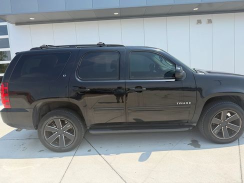 Used 2012 Chevrolet Tahoe LT w/ Luxury Package AWD/4WD image 4