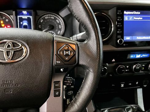 Certified 2022 Toyota Tacoma TRD Sport w/ Technology Package image 23