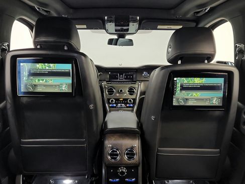Used 2021 Rolls-Royce Cullinan AWD/4WD image 26