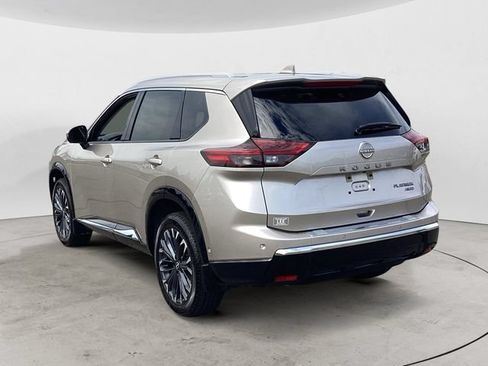 Used 2024 Nissan Rogue Platinum w/ Platinum Premium Package AWD/4WD image 3