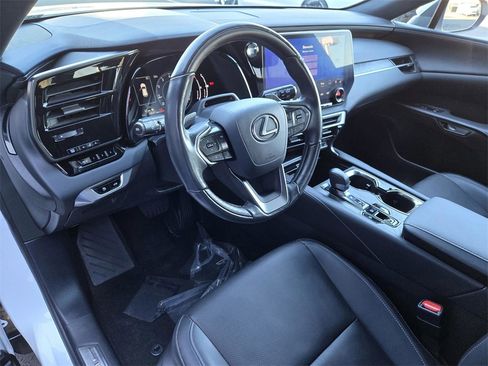 Used 2023 Lexus RX 350 Premium image 19