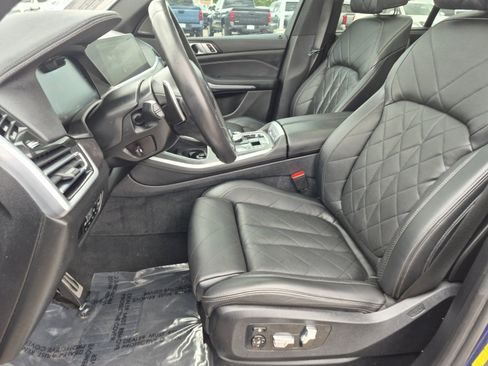 Used 2023 BMW X5 xDrive45e w/ Executive Package AWD/4WD image 16