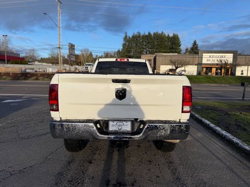Used 2018 RAM 2500 Tradesman w/ Protection Group image 4