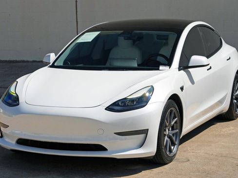 Used 2022 Tesla Model 3 image 48