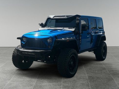 Used 2015 Jeep Wrangler Unlimited Sahara AWD/4WD image 2