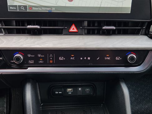 Used 2025 Kia Sportage X-Line w/ Premium Package AWD/4WD image 21