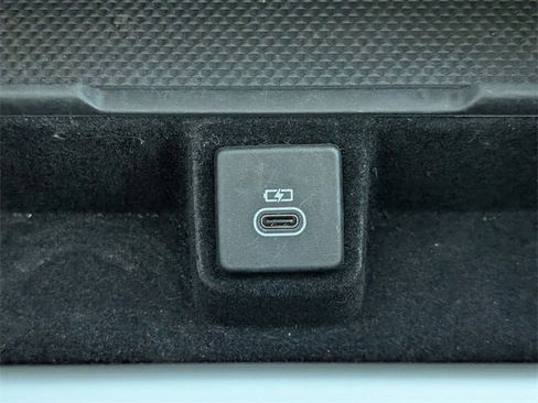 Used 2024 Land Rover Range Rover Long Wheelbase Autobiography image 18