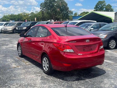 Used 2013 Hyundai Accent GLS image 6