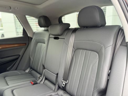 Certified 2024 Audi Q5 Premium AWD/4WD image 15