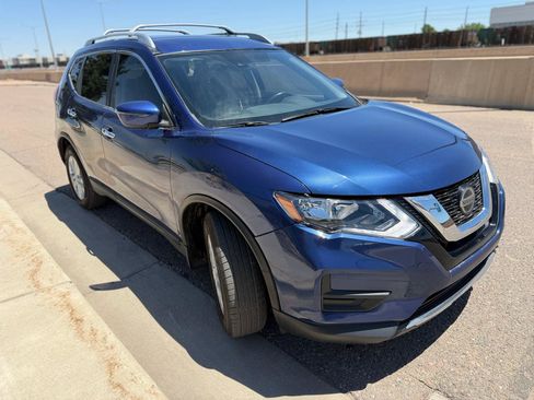 Used 2019 Nissan Rogue SV AWD/4WD image 7