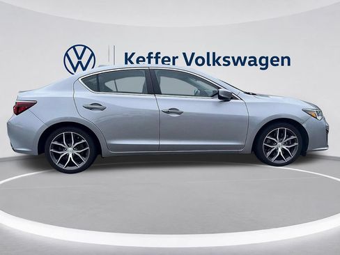 Used 2019 Acura ILX FWD image 6