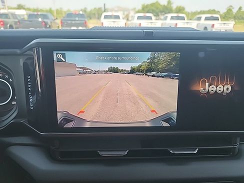 New 2026 Jeep Gladiator Sport AWD/4WD image 5