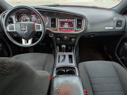 Used 2014 Dodge Charger R/T image 26