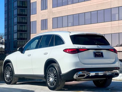 Certified 2026 Mercedes-Benz GLC 300 4MATIC image 5