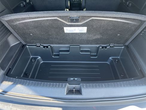 Used 2025 Buick Enclave Preferred image 13