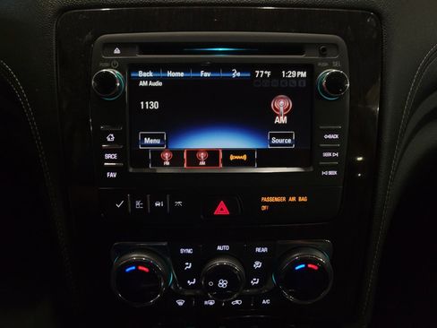Used 2017 Chevrolet Traverse LT AWD/4WD image 25