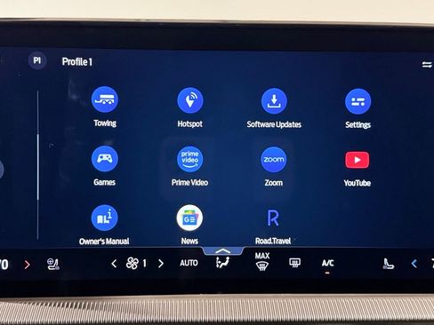 Used 2025 Ford Explorer Active w/ Active Comfort Package image 86