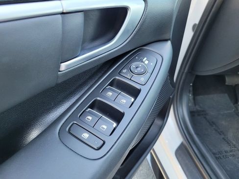 Used 2025 Hyundai Sonata SEL FWD image 26