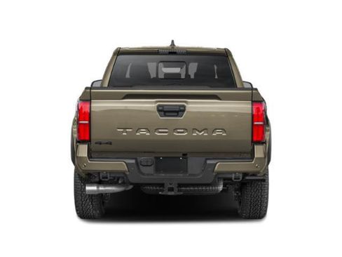 Certified 2025 Toyota Tacoma TRD Off-Road AWD/4WD image 5