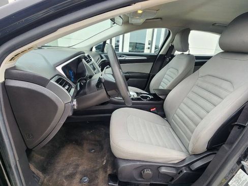 Used 2013 Ford Fusion S FWD image 10