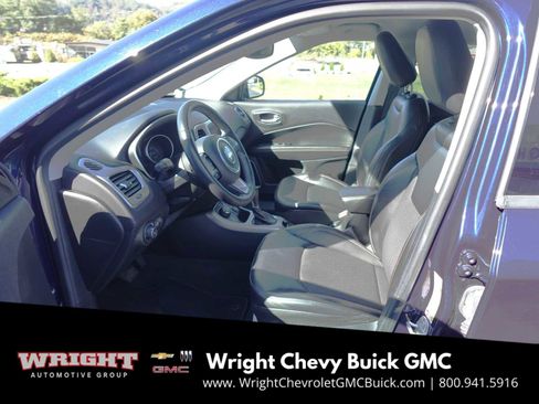 Used 2018 Jeep Compass Latitude w/ Popular Equipment Group image 13