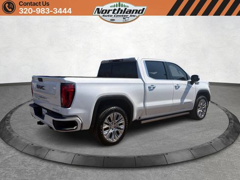 Used 2022 GMC Sierra 1500 Denali w/ Denali Premium Package AWD/4WD image 5