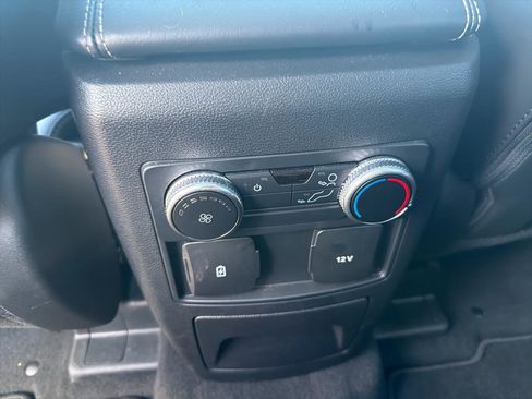Used 2023 Ford Explorer XLT w/ Equipment Group 202A image 24