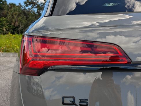 Certified 2025 Audi Q5 Prestige w/ Prestige Package image 10