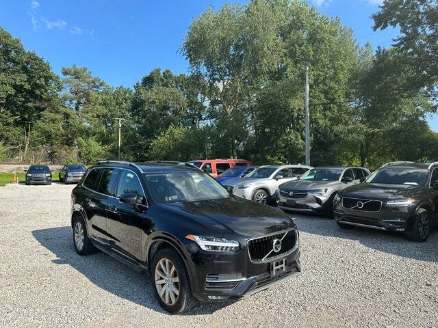 Used 2016 Volvo XC90 T6 Momentum w/ Momentum Plus Package AWD/4WD image 3