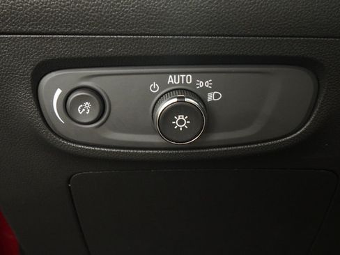 Used 2024 Buick Encore GX Preferred AWD/4WD image 12