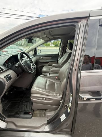 Used 2016 Honda Odyssey Touring Elite image 14