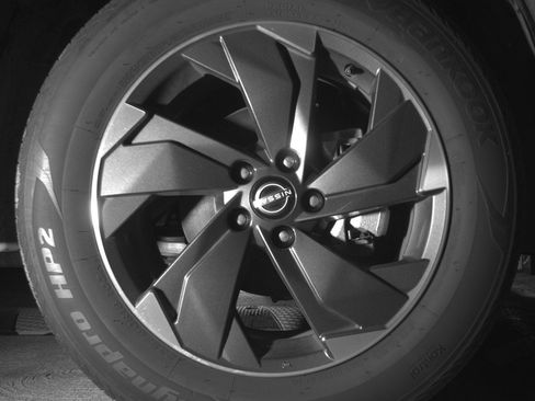 Used 2025 Nissan Rogue SV image 13