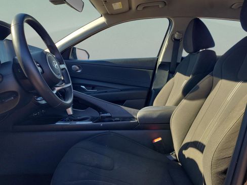 Certified 2023 Hyundai Elantra SEL w/ Convenience Package image 13